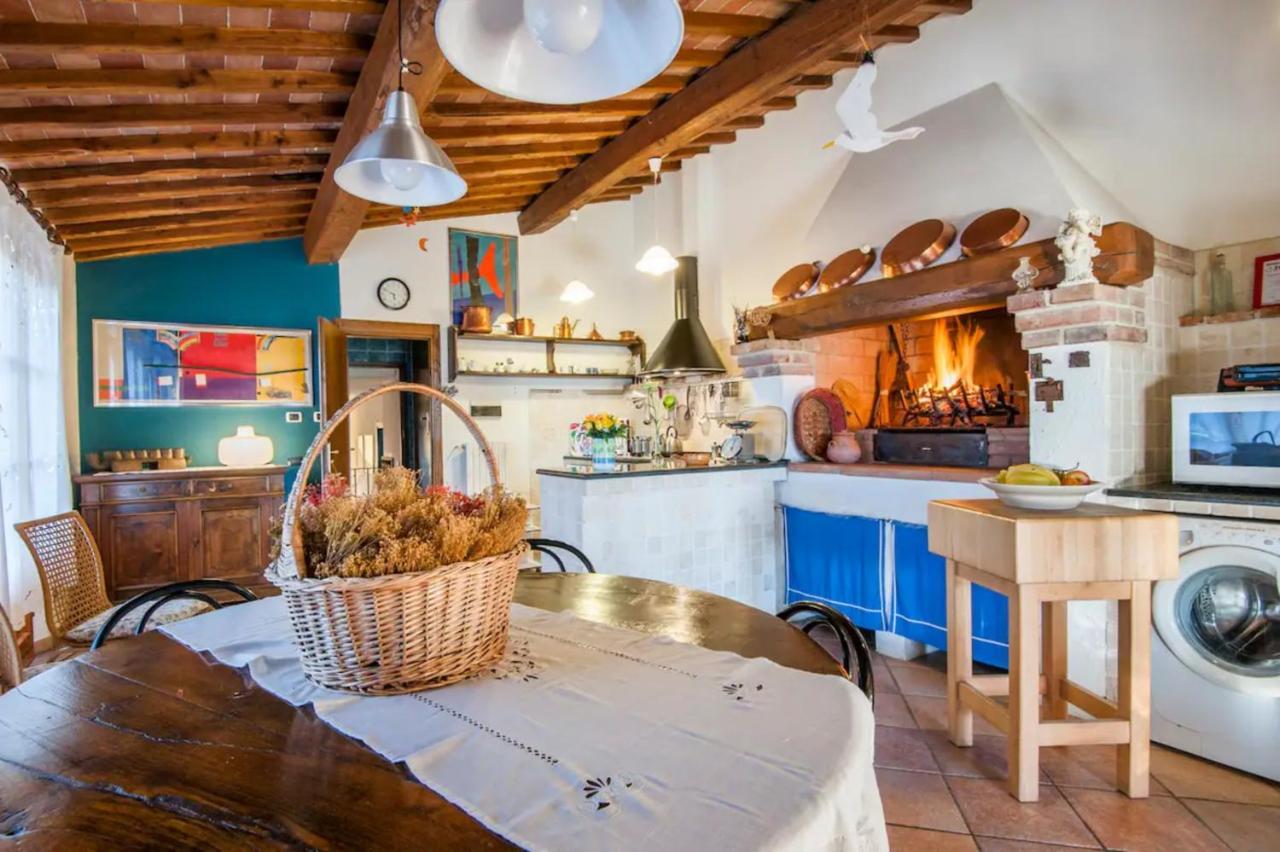 La Ripa - Appartamento Padronale San Gimignano Exteriör bild